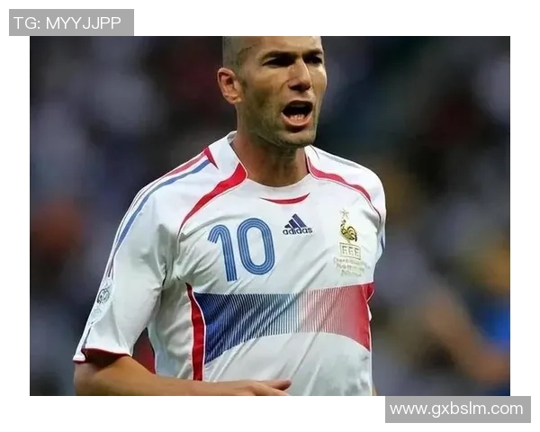 足球历史上最具冲突性的十位球星盘点及背后故事解析 足球历史上最具冲突性的十位球星盘点及背后故事解析