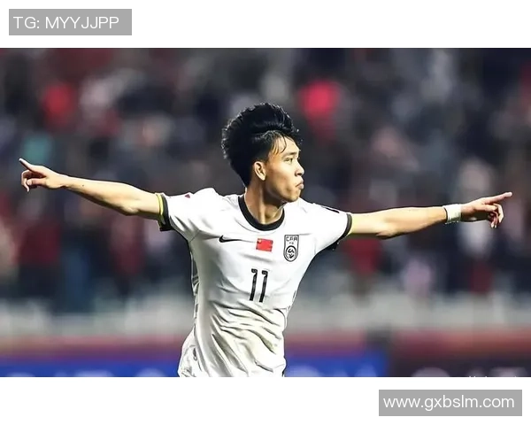 中国足球现役十大球星全面解析 每位球员的独特魅力与未来前景 中国足球现役十大球星全面解析 每位球员的独特魅力与未来前景