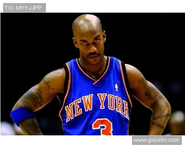 足球界身披3号球衣的传奇球星盘点与分析 足球界身披3号球衣的传奇球星盘点与分析